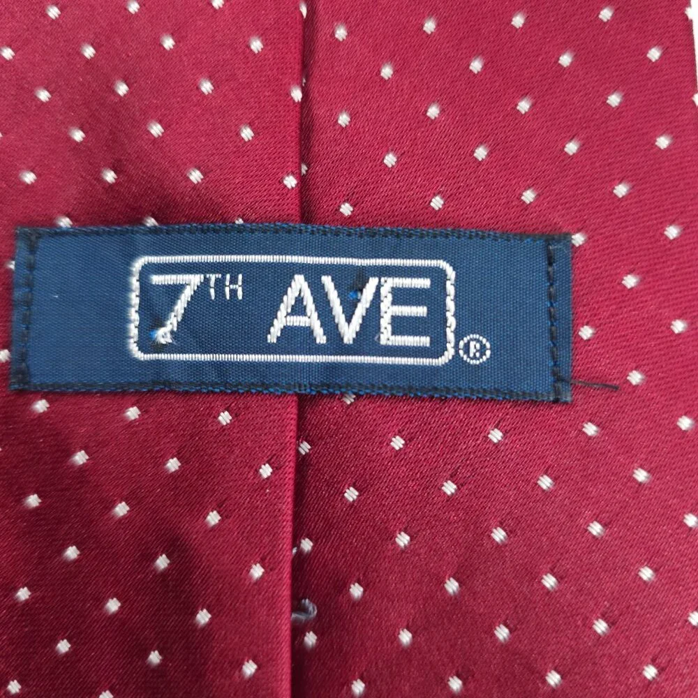 7th avenue Men Necktie Pin Dots Silk Blend Color Red Size 57x3.5 - NWOT